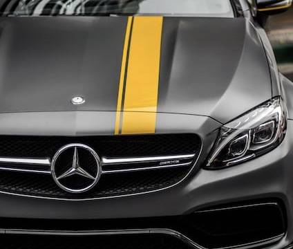 Covering partiel sur Mercedes près de Cuers à Brignoles dans le Var